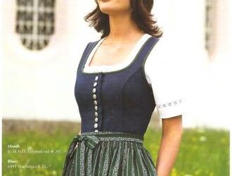 Leinendirndl Niederösterreich